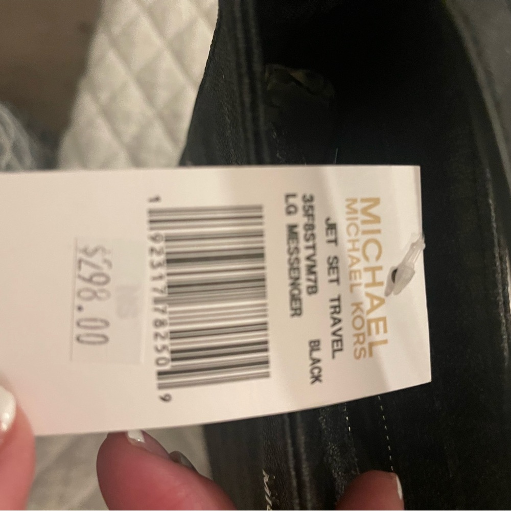 Michael Kors Jet Set Travel Black Messenger